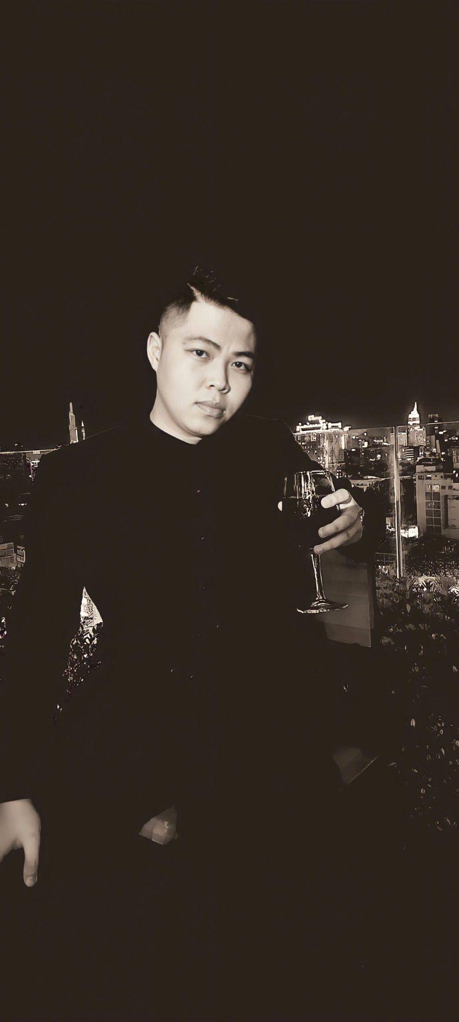 LEE TUONG chia sẻ: Cách để hát cùng band nhạc hay mà không cần lo lắng - Ảnh 1.