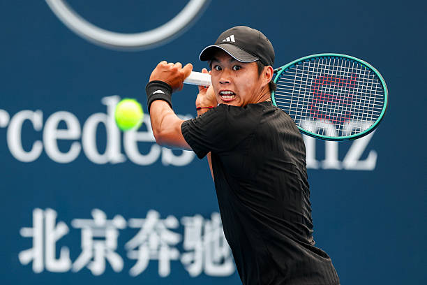 Learner Tien đối đầu Medvedev ở bán kết giải China Open 2025