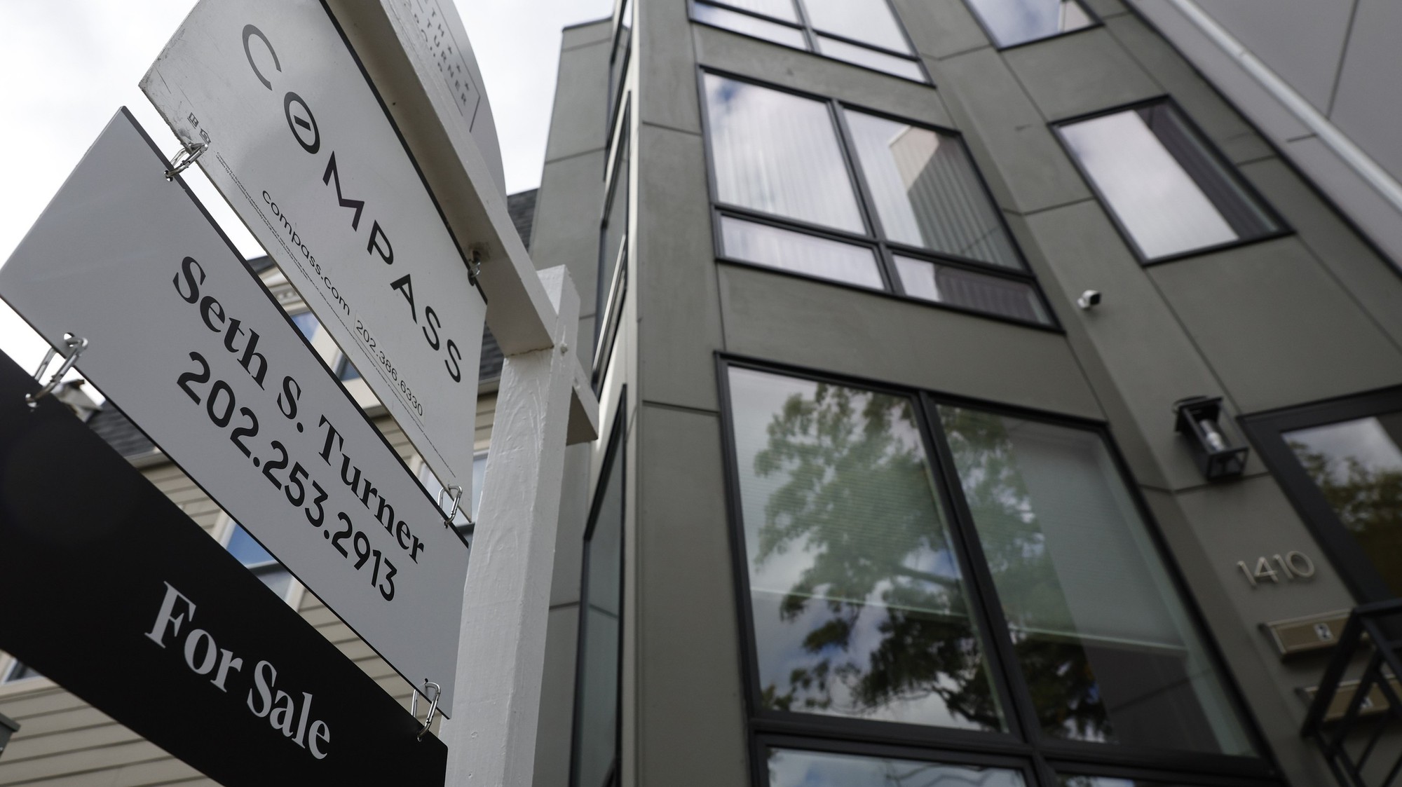 Giá nhà và nội thất tại Mỹ có nguy cơ tăng vọt vì thuế quan mới