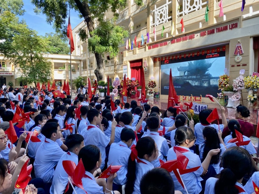 Ngày khai trường đặc biệt! - Ảnh 6.