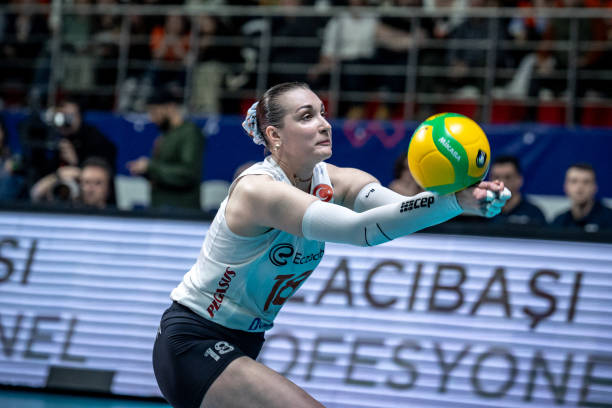 Chủ công Irina Voronkova sắp chính thức gia nhập CLB Thông Tin Đông Bắc