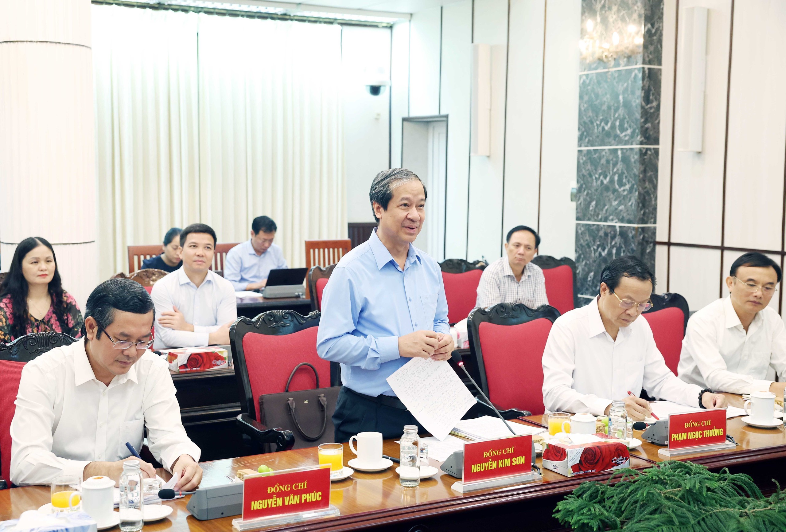 Tổng Bí thư Tô Lâm chủ trì họp về triển khai Nghị quyết phát triển đột phá Giáo dục và Đào tạo - Ảnh 5.