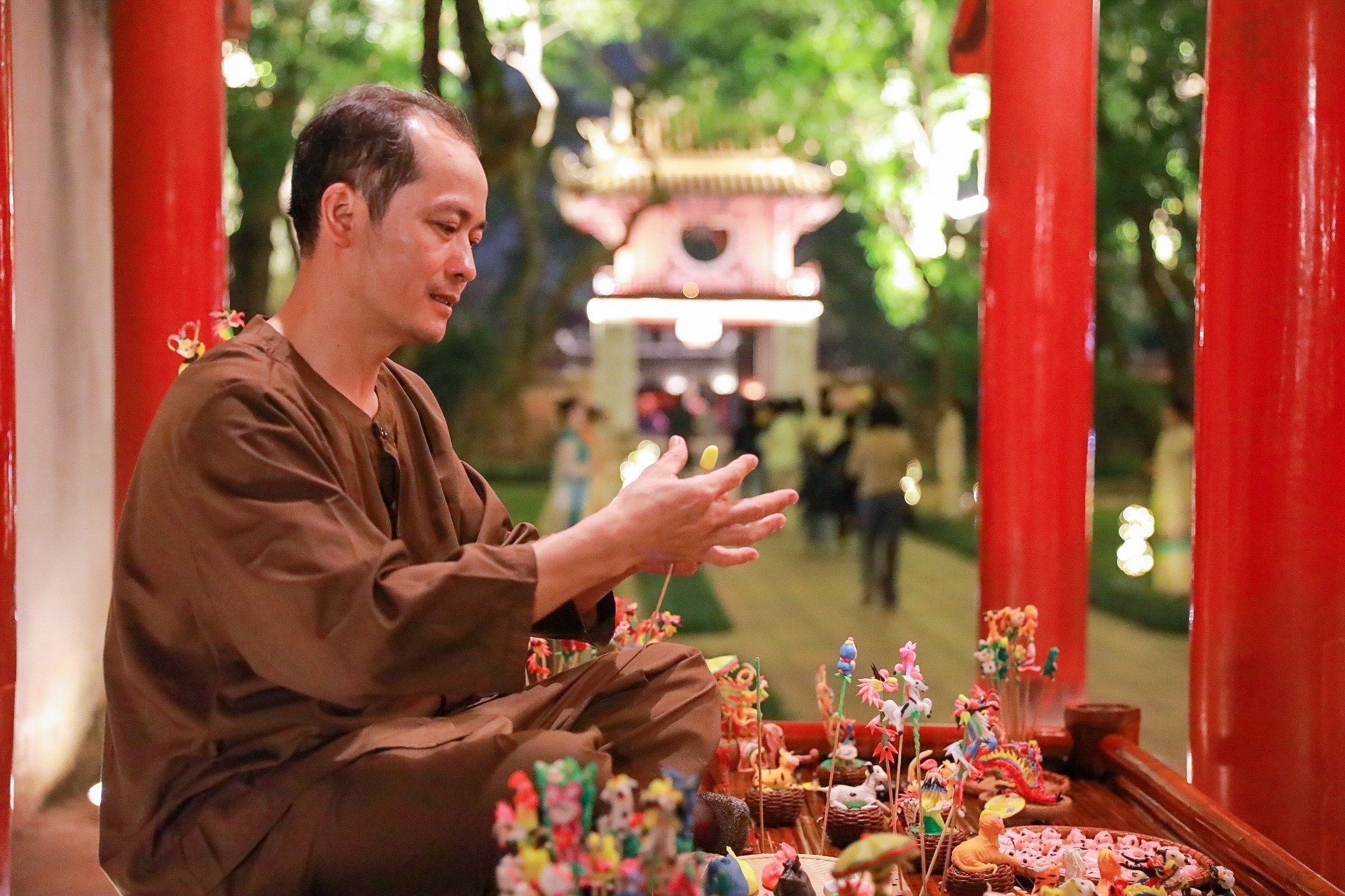 Khám phá đêm Văn Miếu – Quốc Tử Giám qua "Âm sắc Việt" - Ảnh 8. Khám phá đêm Văn Miếu – Quốc Tử Giám qua "Âm sắc Việt" - Ảnh 8.