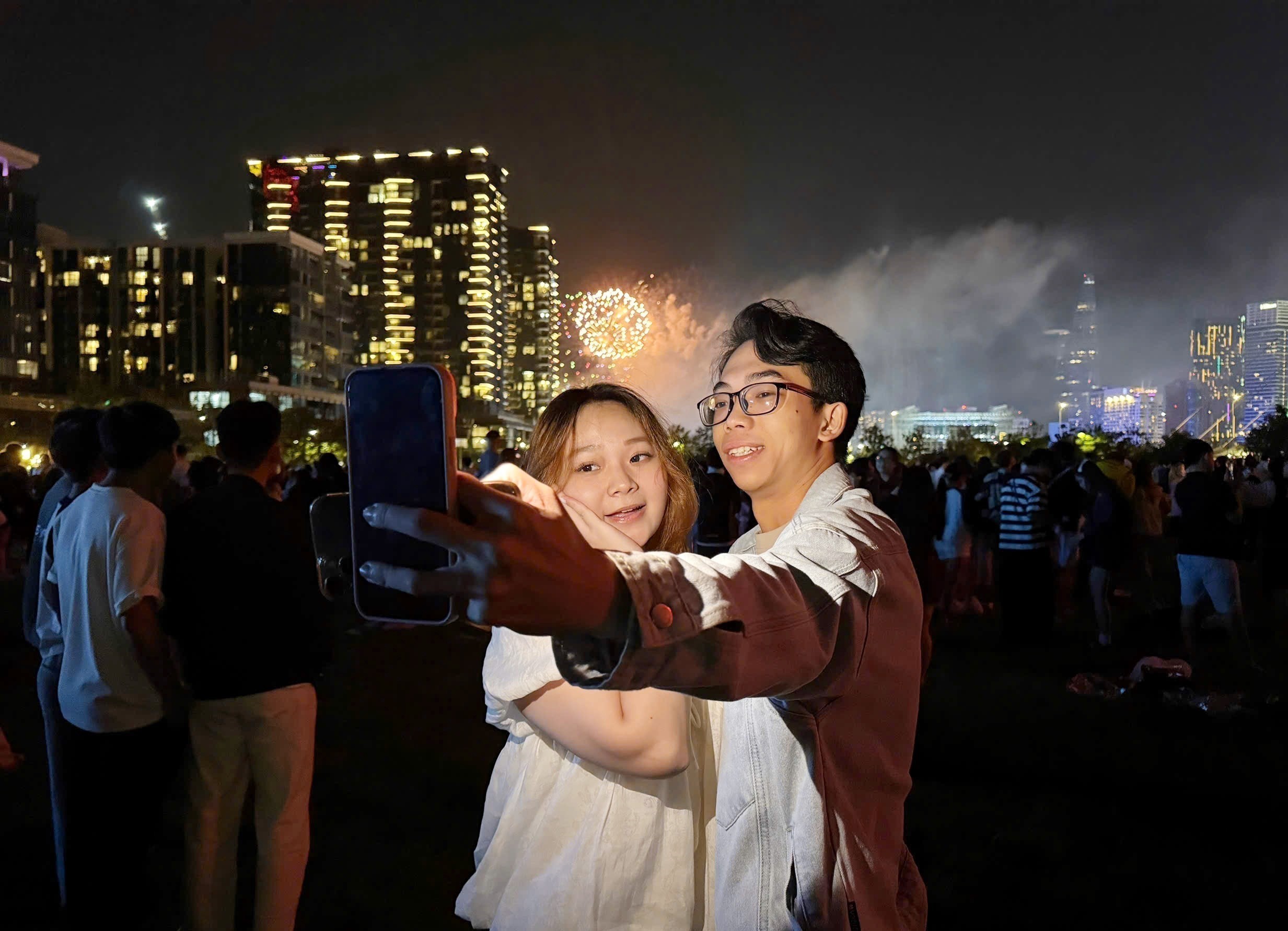 Hình ảnh chào đón năm mới 2026 khắp mọi miền đất nước - Ảnh 6.