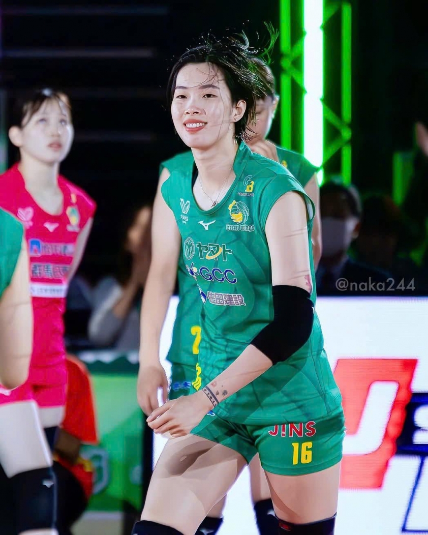 Thanh Thúy nghỉ hẳn 1 set trong ngày đội nhà thua sốc, HLV Nhật Bản thừa nhận sự thật - Ảnh 1.