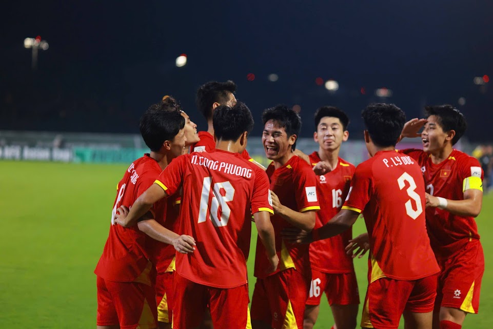 U23 Việt Nam có thể đánh bại Saudi Arabia nếu chơi tập trung, kỷ luật và tận dụng tốt cơ hội có được U23 Việt Nam có thể đánh bại Saudi Arabia nếu chơi tập trung, kỷ luật và tận dụng tốt cơ hội có được