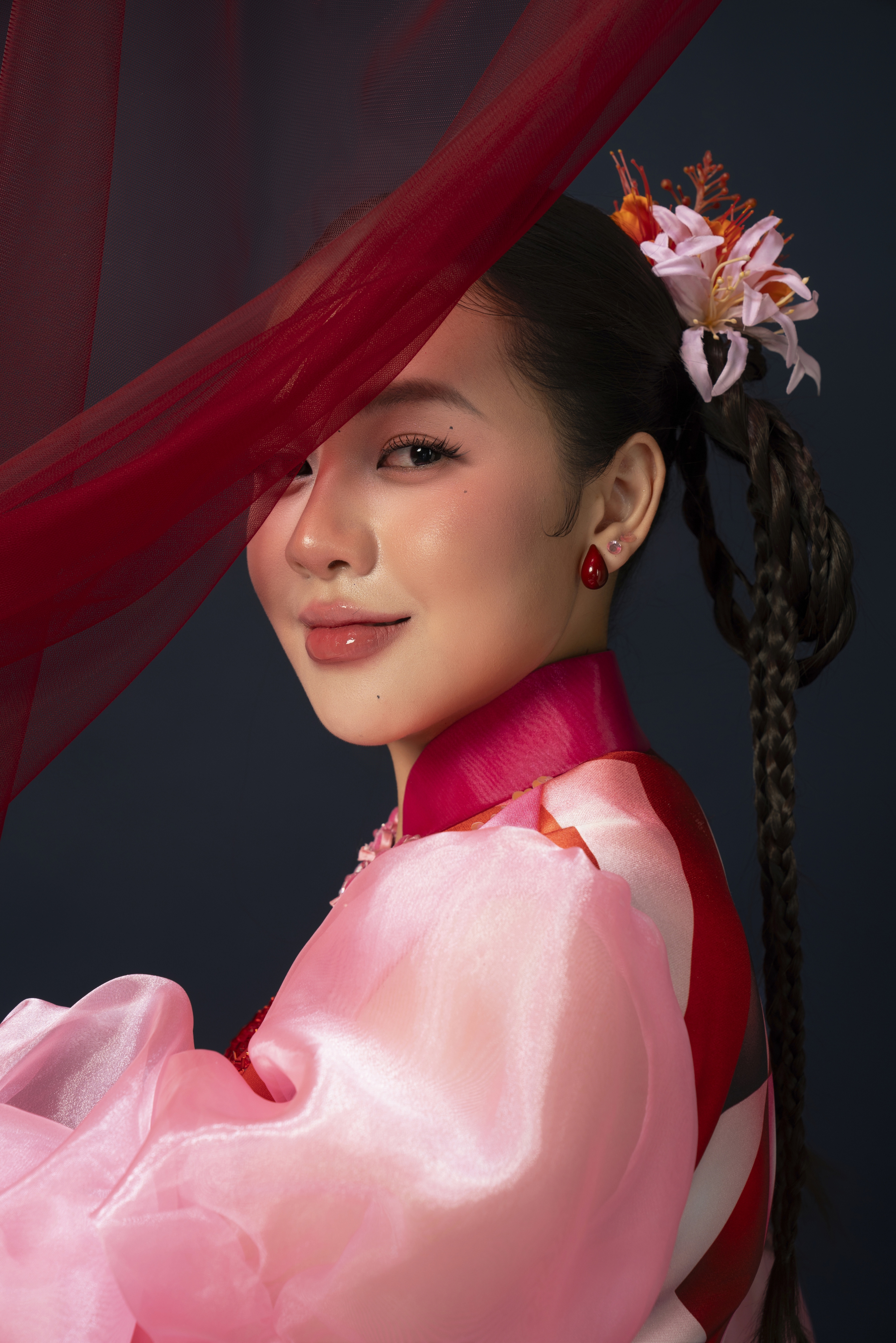 "Trộm vía" của Vũ Thùy Linh: Khi di sản "nhảy múa" cùng âm nhạc đương đại - Ảnh 4.