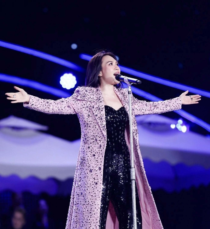 Mỹ Tâm với "Chuyện để dành": Đừng để hạnh phúc thành thứ phải để dành! - Ảnh 1.