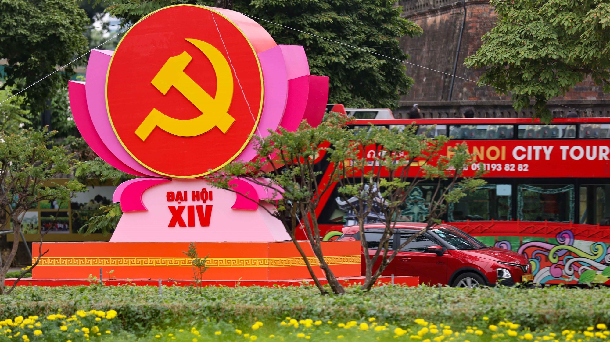 Kiểm tra công tác chuẩn bị đưa, đón đại biểu dự Đại hội đại biểu toàn quốc lần thứ XIV của Đảng