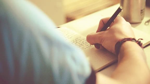 Chữ và nghĩa: Thú vị như chuyện bút danh