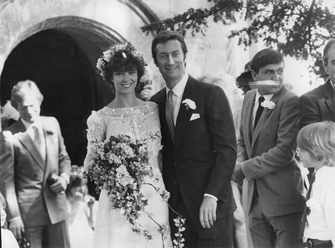 Bất ngờ với cuộc sống của nàng Meggie trong "Tiếng chim hót trong bụi mận gai" - Ảnh 3.