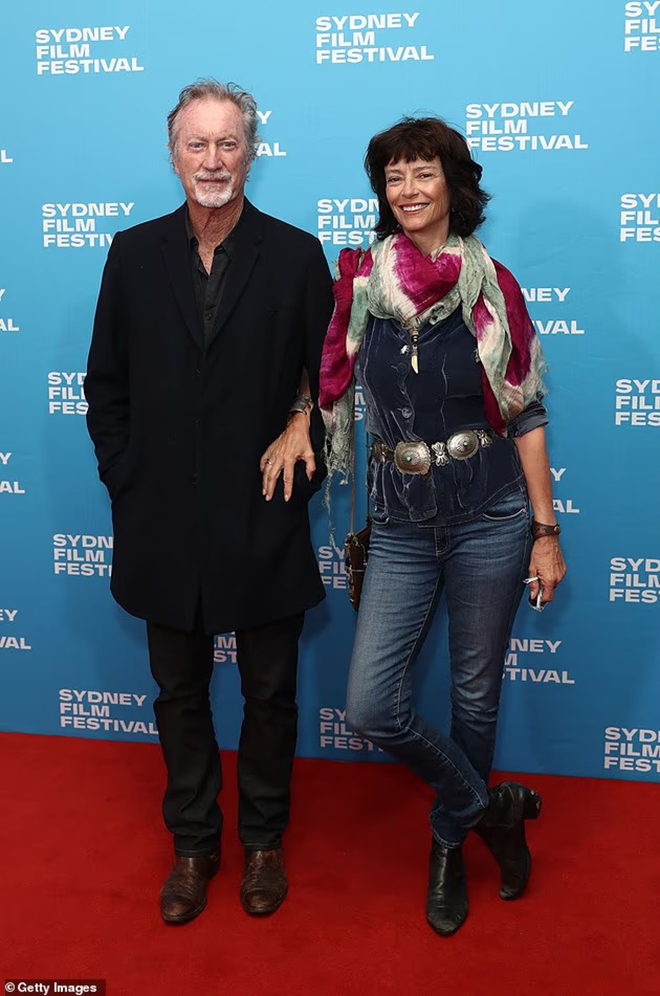 Bất ngờ với cuộc sống của nàng Meggie trong "Tiếng chim hót trong bụi mận gai" - Ảnh 8.