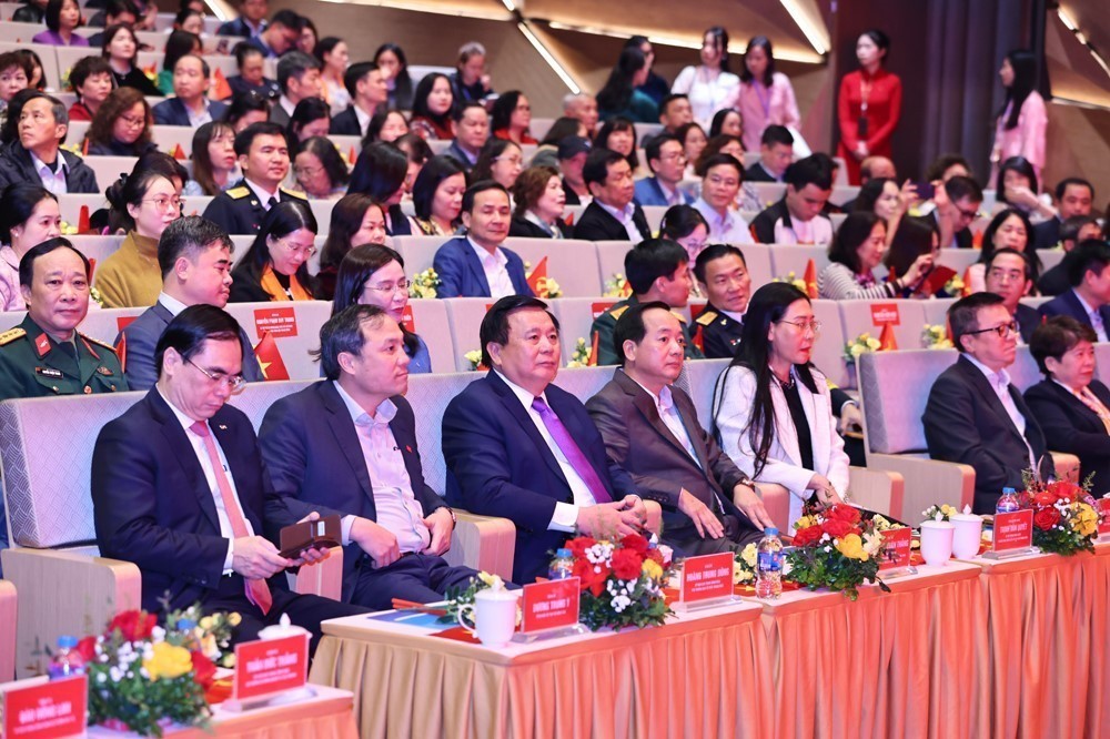 Chương trình hòa nhạc chính luận nghệ thuật đặc biệt “Mãi mãi niềm tin theo Đảng” - Ảnh 9.