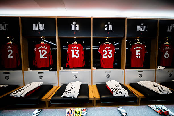 TRỰC TIẾP bóng đá MU vs Man City: Mbeumo và Bruno Fernandes đá chính, Sesko và Cunha dự bị - Ảnh 3.