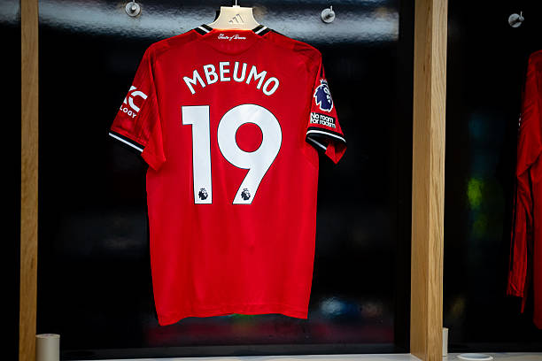 TRỰC TIẾP bóng đá MU vs Man City: Mbeumo và Bruno Fernandes đá chính, Sesko và Cunha dự bị - Ảnh 4.