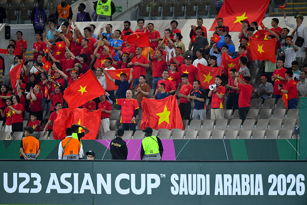 Lịch sử ở phía trước - Ảnh 1.