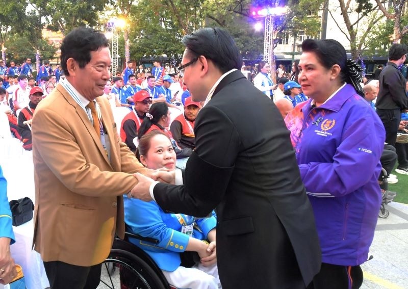 Quốc kỳ Việt Nam tung bay tại Lễ Thượng cờ ASEAN Para Games 13 - Ảnh 2.