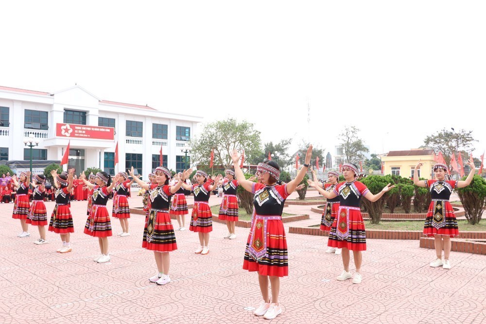 Nhiều hoạt động văn hóa, nghệ thuật đặc sắc chào mừng Đại hội XIV của Đảng và đón Tết Bính Ngọ 2026 - Ảnh 2.