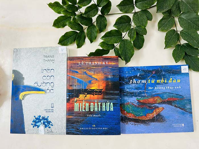 Giải thưởng Văn học Hội Nhà văn Việt Nam 2025: Thơ chiếm ưu thế, văn học dịch "trở lại" - Ảnh 1.