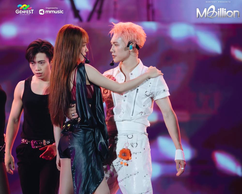 Phùng Khánh Linh biến ảo tại GENfest MBILLION Hà Nội - Ảnh 4.