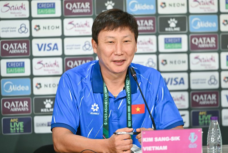 HLV Kim Sang Sik: 'U23 Việt Nam không ngại đối thủ nào' - Ảnh 1.