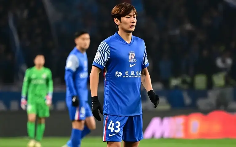 U23 Trung Quốc mất 'quân bài' chủ lực ở trận gặp U23 Việt Nam  - Ảnh 1.