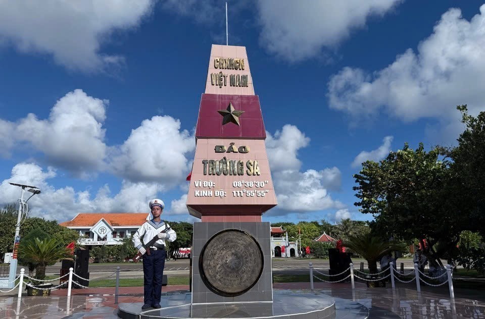 Đại hội XIV của Đảng: Đặc khu Trường Sa vững vàng tuyến đầu, giữ vững chủ quyền biển, đảo - Ảnh 1.