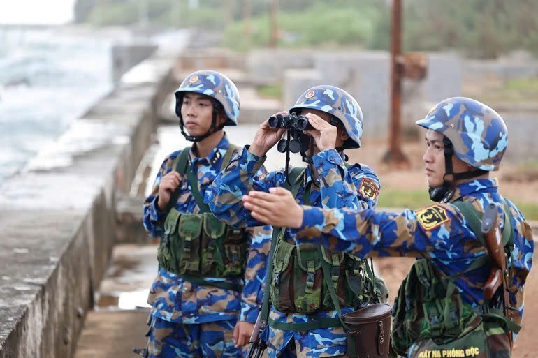 Đại hội XIV của Đảng: Đặc khu Trường Sa vững vàng tuyến đầu, giữ vững chủ quyền biển, đảo - Ảnh 4.