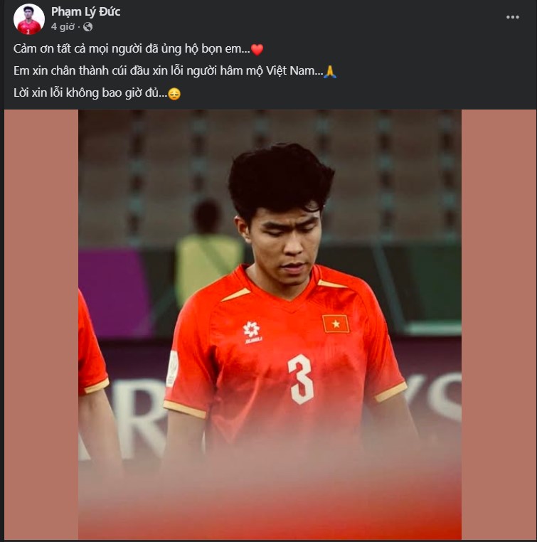 Lý Đức xin lỗi về tấm thẻ đỏ ở trận thua U23 Trung Quốc - Ảnh 1.