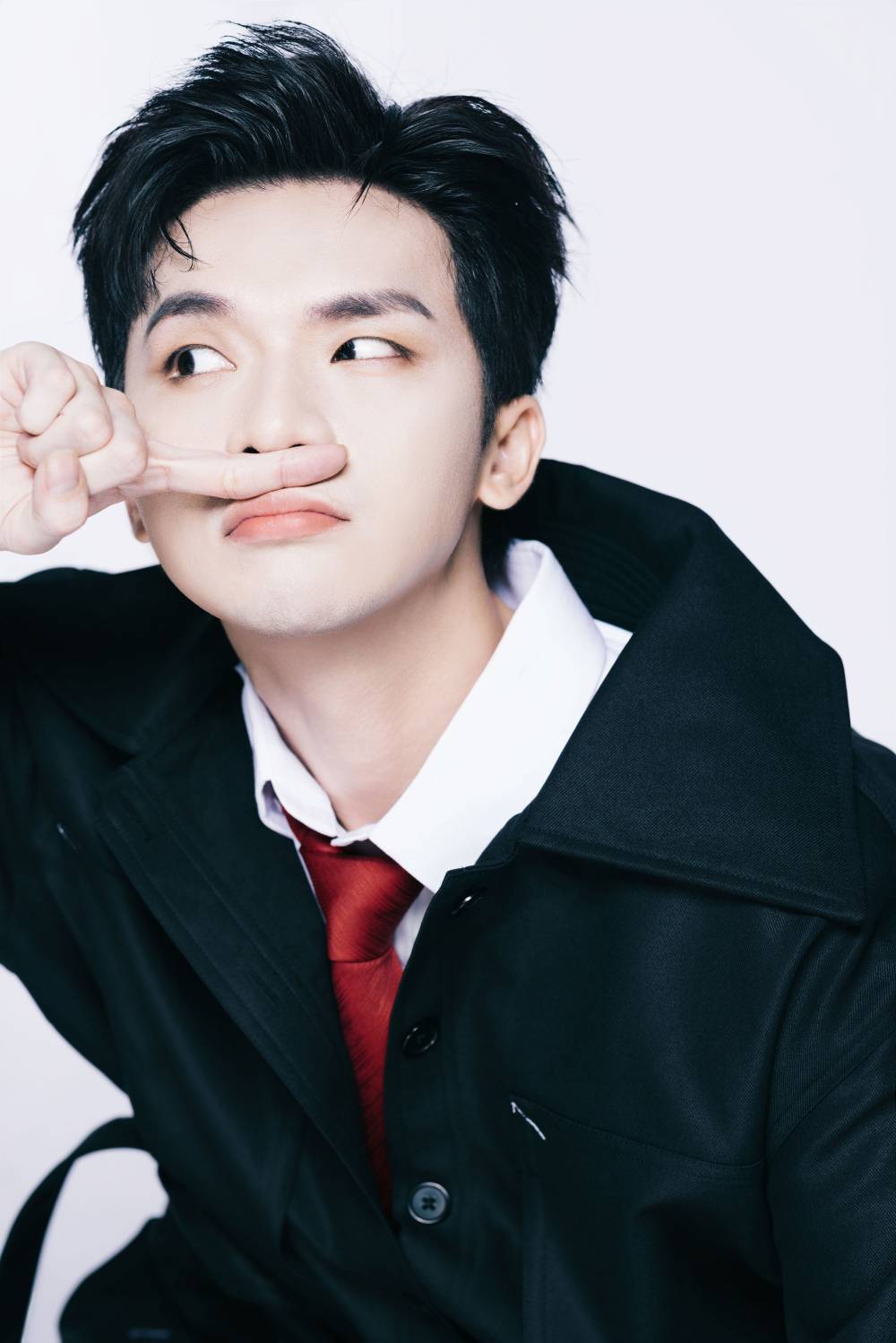 Vương Bình song ca Văn Mai Hương, Phùng Khánh Linh trong album “Anh bờ vai” - Ảnh 3.