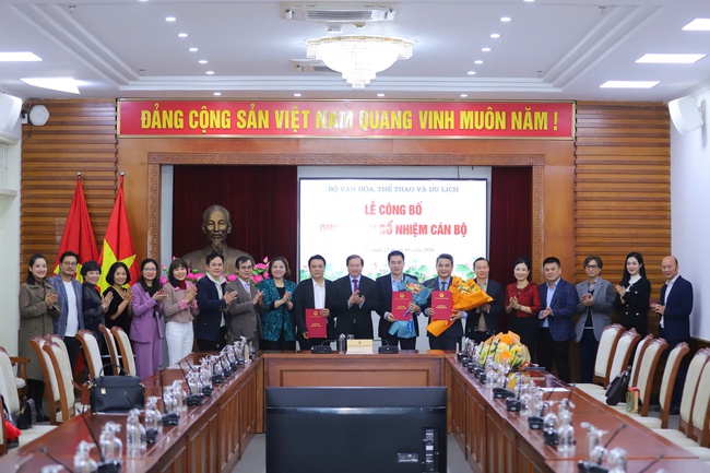 NSƯT Trịnh Mai Nguyên được bổ nhiệm chức Phó Giám đốc Nhà hát Kịch Việt Nam - Ảnh 4.