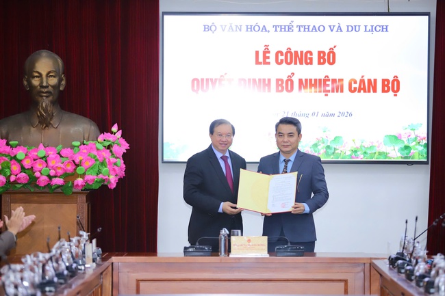 Diễn viên Trịnh Mai Nguyên được bổ nhiệm Phó Giám đốc Nhà hát Kịch Việt Nam - Ảnh 1.