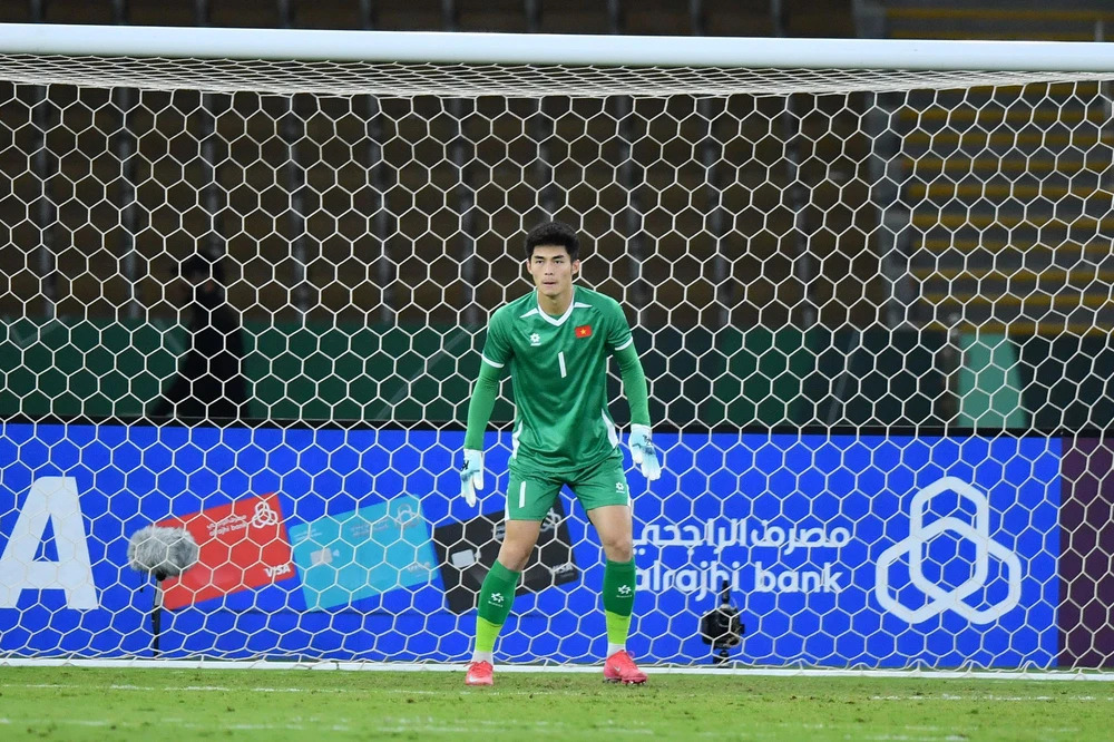 Thủ môn Trung Kiên là lá chắn đáng tin cậy trong hệ thống phòng ngự của U23 Việt Nam. Ảnh: Ted Trần