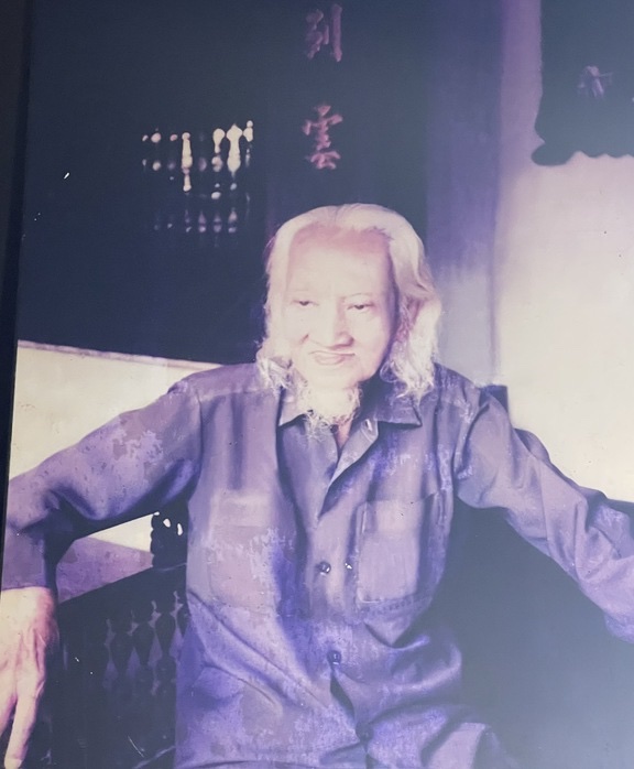 Vương Hồng Sển một đời phụng sự văn hóa Việt Nam - Ảnh 1. Vương Hồng Sển một đời phụng sự văn hóa Việt Nam - Ảnh 1.