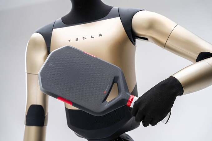 Pickleball trở thành 'cuộc chơi mới' của tỷ phú Elon Musk - Ảnh 1. Pickleball trở thành 'cuộc chơi mới' của tỷ phú Elon Musk - Ảnh 1.