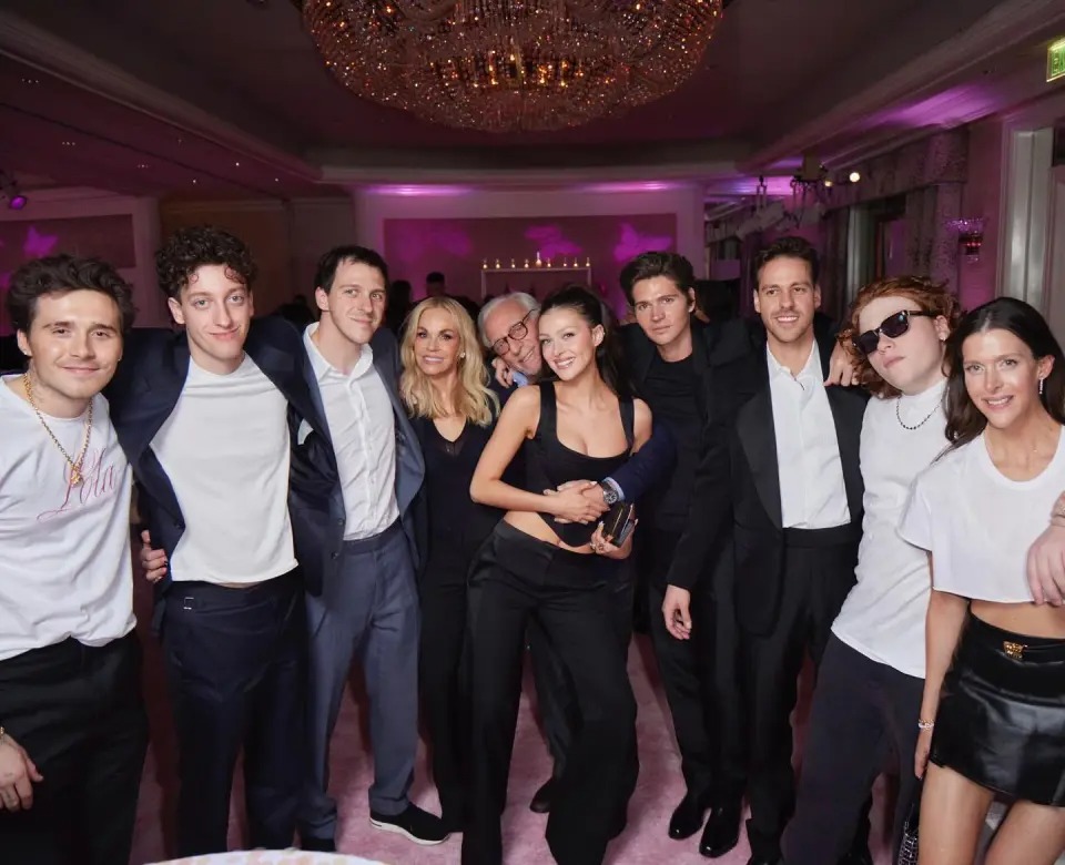 Vì sao Victoria Beckham không ưa con dâu nhà tỷ phú? - Ảnh 6.