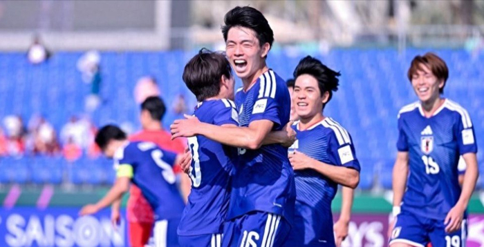 Theo Beijing Daily, toàn bộ đội tuyển Nhật Bản tham dự giải gồm các cầu thủ sinh sau năm 2005, trong đó có tám người đang là sinh viên đại học