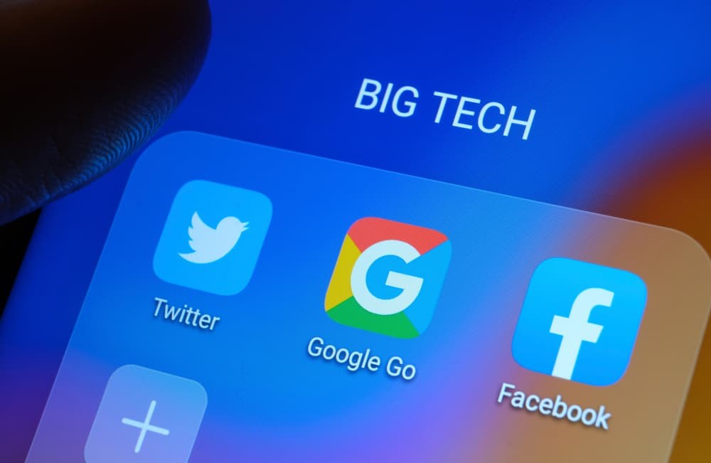 Thuế Big Tech: Châu Âu không dám “bóp cò” - Ảnh 1.