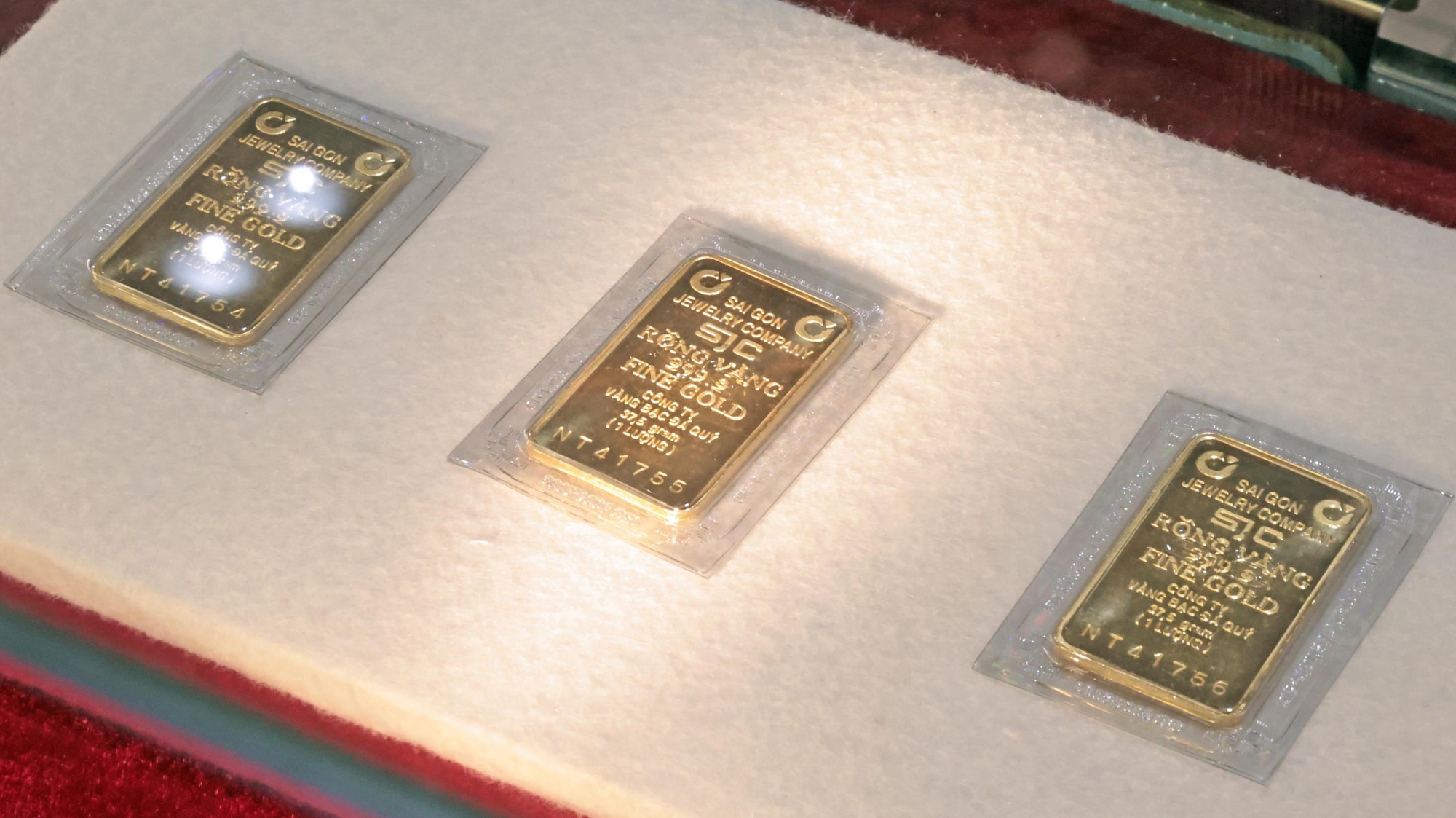  Giá vàng miếng sáng 24/1 tăng 2,1 triệu đồng/lượng