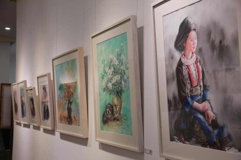 Tranh màu nước – vẻ đẹp trong trẻo của chất liệu giàu biểu đạt - Ảnh 2.