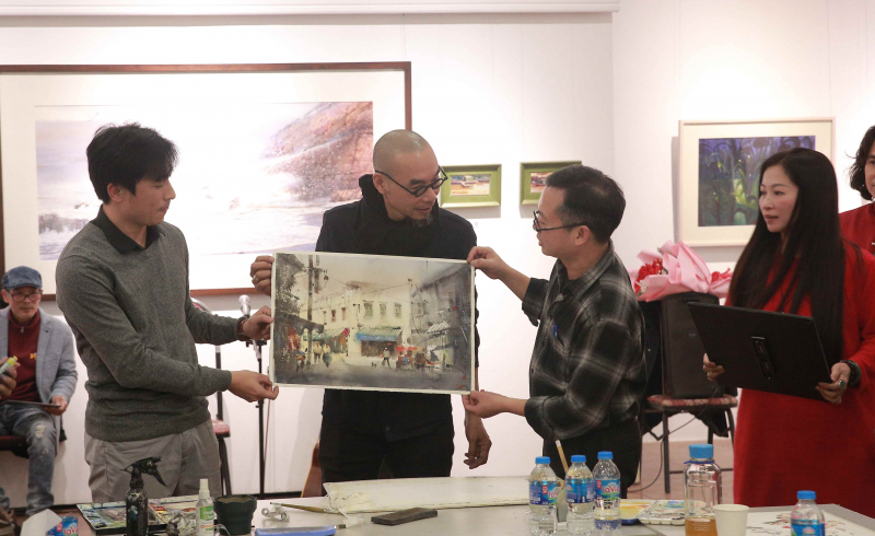 Tranh màu nước – vẻ đẹp trong trẻo của chất liệu giàu biểu đạt - Ảnh 1.