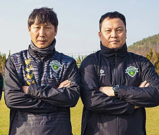 Báo Hàn: Huyền thoại World Cup của Hàn Quốc với biệt tài cản 11m giúp U23 Việt Nam thắng luân lưu kịch tính  - Ảnh 3.