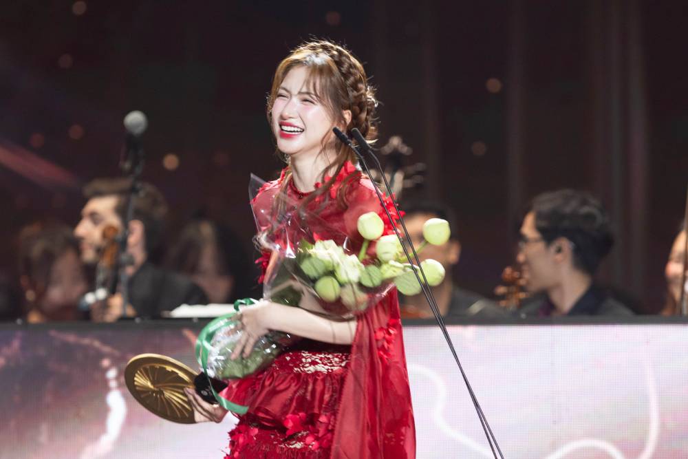 Nguyễn Hùng, Hoà Minzy được vinh danh ở “Tinh hoa Việt” - Ảnh 2.