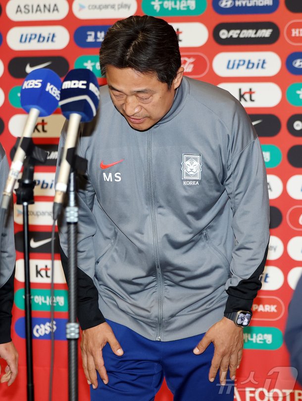 Tin nóng thể thao sáng 30/1: Trần Thị Thanh Thúy lên tiếng khi chính thức nhận vinh dự lớn ở tuổi 28 - Ảnh 3.