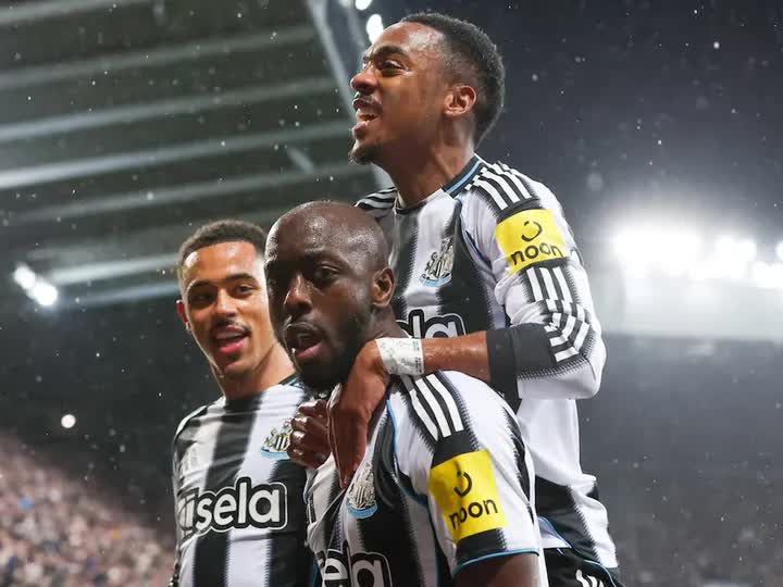 Nhận định, soi tỷ lệ Newcastle vs Crystal Palace 22h00 ngày 04/01, Ngoại hạng Anh - Ảnh 1. Nhận định, soi tỷ lệ Newcastle vs Crystal Palace 22h00 ngày 04/01, Ngoại hạng Anh - Ảnh 1.