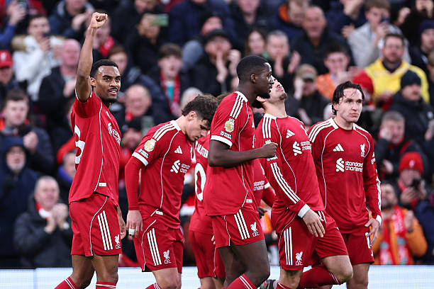 Bầu không khí bi quan một lần nữa bao trùm nửa đỏ vùng Merseyside, khi Liverpool phải hành quân xuống thủ đô London để làm khách trên sân Craven Cottage của Fulham trong khuôn khổ vòng 20 Premier League. Bầu không khí bi quan một lần nữa bao trùm nửa đỏ vùng Merseyside, khi Liverpool phải hành quân xuống thủ đô London để làm khách trên sân Craven Cottage của Fulham trong khuôn khổ vòng 20 Premier League.