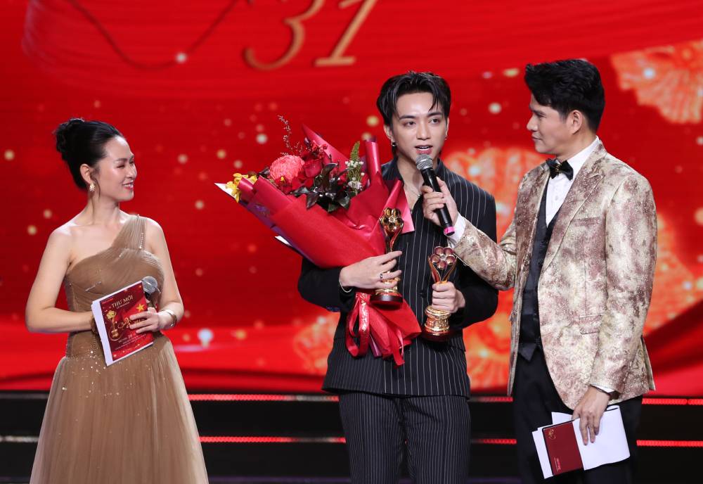 Tùng Dương, Soobin Hoàng Sơn thắng giải Mai Vàng - Ảnh 7.