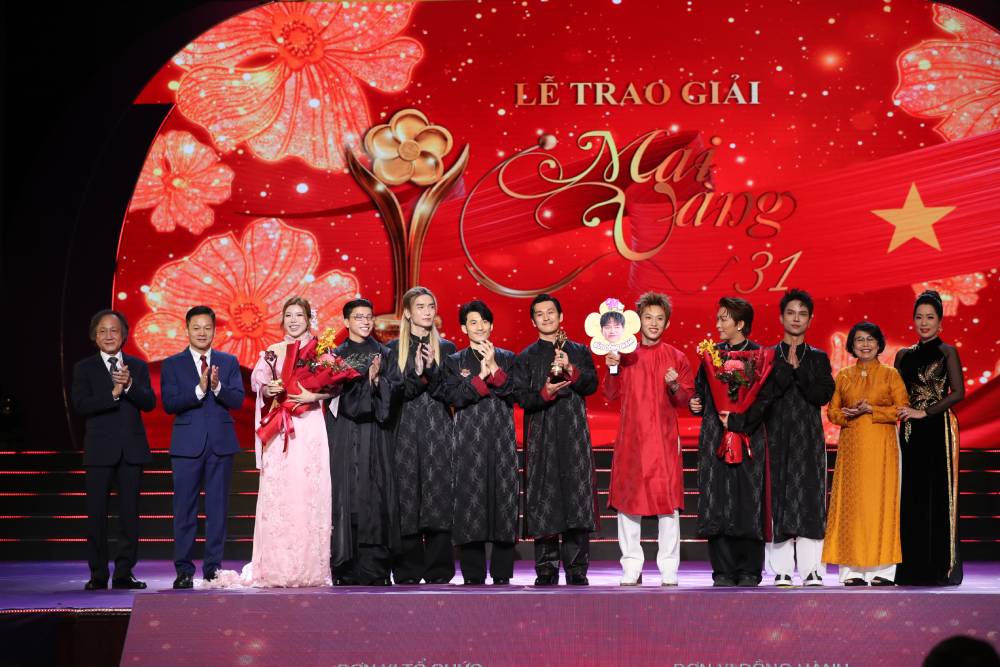 Tùng Dương, Soobin Hoàng Sơn thắng giải Mai Vàng - Ảnh 6.