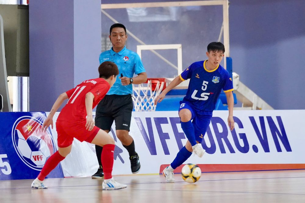 Tin nóng bóng đá Việt hôm nay 5/1: Vĩ Hào tái phát chấn thương; U23 Jordan tập nặng trước khi gặp U23 Việt Nam - Ảnh 3.