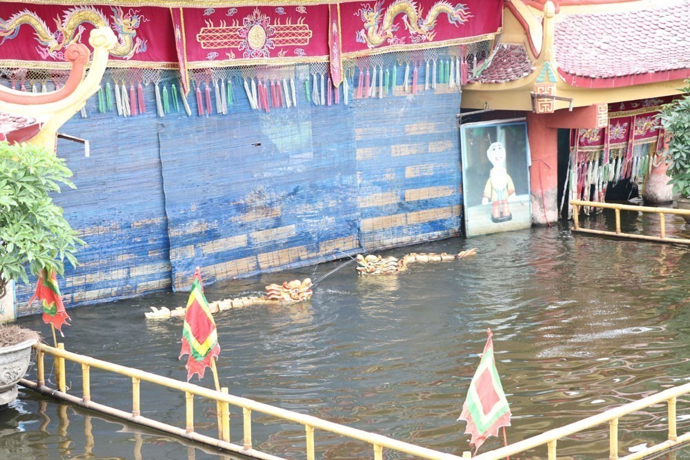 Những người "giữ lửa" cho múa rối nước Hồng Phong - Ảnh 3. Những người "giữ lửa" cho múa rối nước Hồng Phong - Ảnh 3.